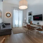 Pico - Roma 20 アパート *