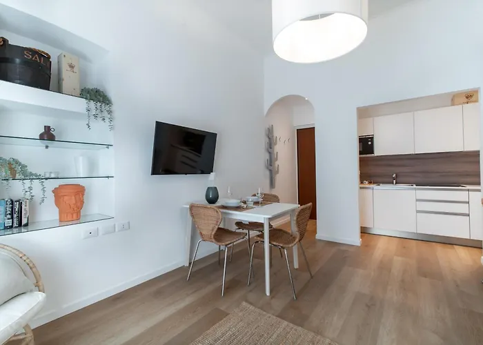 Appartement Pico - Roma 20 *
